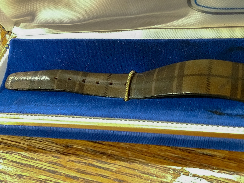 [12427-1Y-1972] Bulova watch strap 