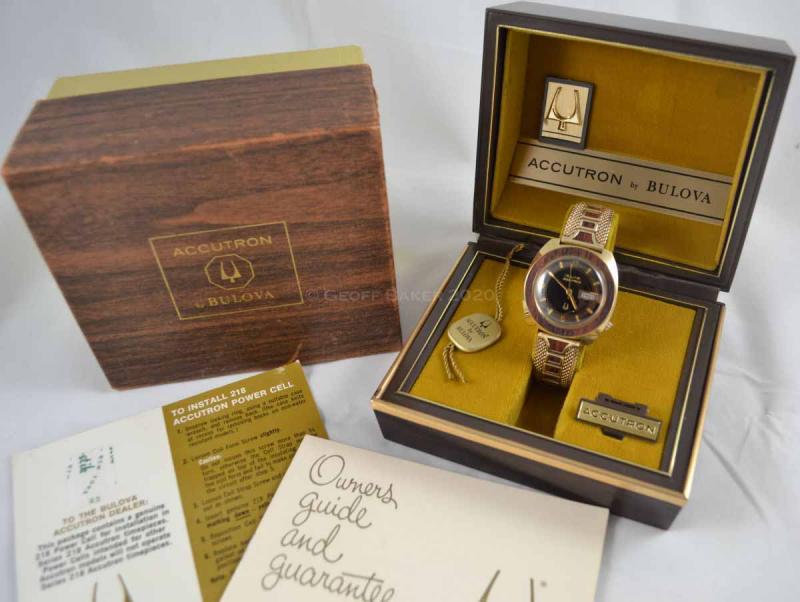 Bulova Accutron Wood Grain Vintage Watch Box